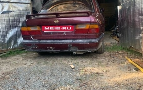 Nissan Primera II рестайлинг, 1990 год, 150 000 рублей, 2 фотография