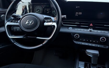 Hyundai Elantra, 2021 год, 2 175 000 рублей, 8 фотография