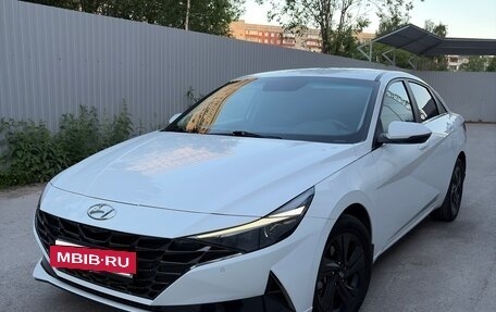 Hyundai Elantra, 2021 год, 2 175 000 рублей, 6 фотография