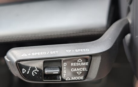 Porsche Taycan I, 2020 год, 7 495 000 рублей, 15 фотография