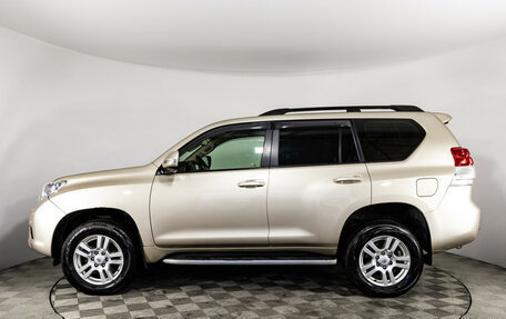 Toyota Land Cruiser Prado 150 рестайлинг 2, 2010 год, 2 199 000 рублей, 8 фотография
