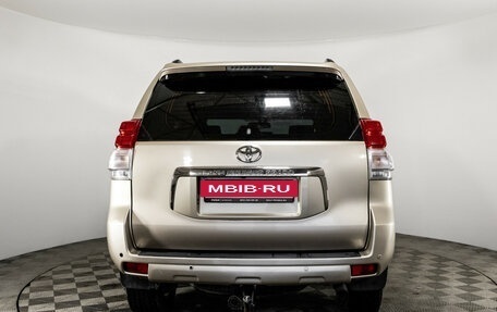 Toyota Land Cruiser Prado 150 рестайлинг 2, 2010 год, 2 199 000 рублей, 6 фотография