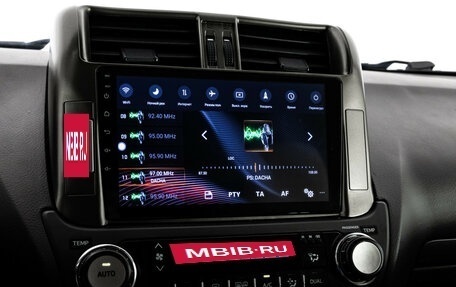 Toyota Land Cruiser Prado 150 рестайлинг 2, 2010 год, 2 199 000 рублей, 14 фотография