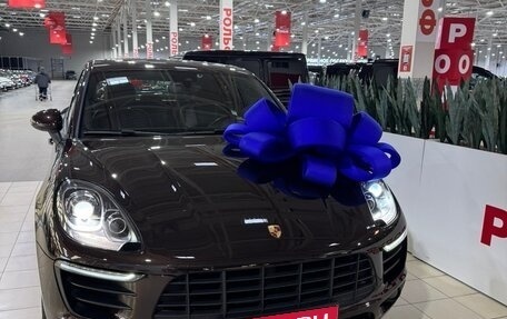 Porsche Macan I рестайлинг, 2018 год, 4 350 000 рублей, 1 фотография