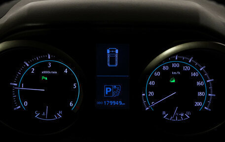 Toyota Land Cruiser Prado 150 рестайлинг 2, 2010 год, 2 199 000 рублей, 22 фотография