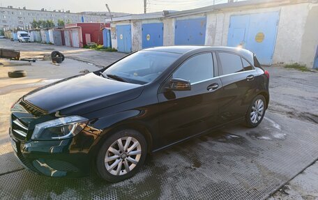 Mercedes-Benz A-Класс, 2014 год, 1 300 000 рублей, 3 фотография