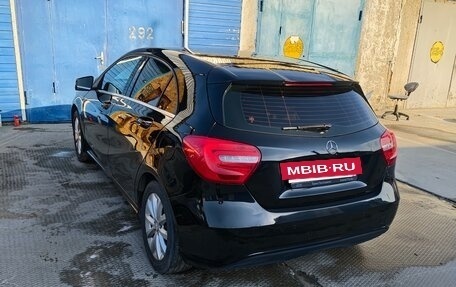 Mercedes-Benz A-Класс, 2014 год, 1 300 000 рублей, 4 фотография