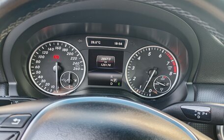 Mercedes-Benz A-Класс, 2014 год, 1 300 000 рублей, 16 фотография