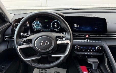Hyundai Elantra, 2022 год, 2 290 000 рублей, 14 фотография