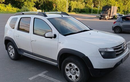 Renault Duster I рестайлинг, 2015 год, 910 000 рублей, 2 фотография