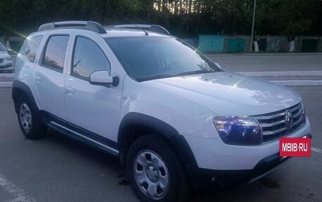 Renault Duster I рестайлинг, 2015 год, 910 000 рублей, 5 фотография