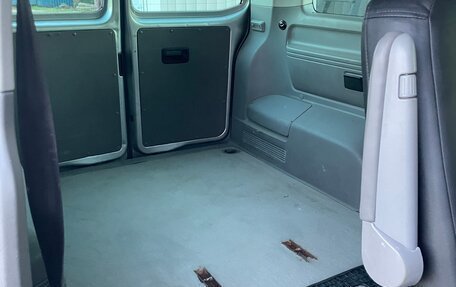 Volkswagen Caravelle T5, 2005 год, 840 000 рублей, 10 фотография
