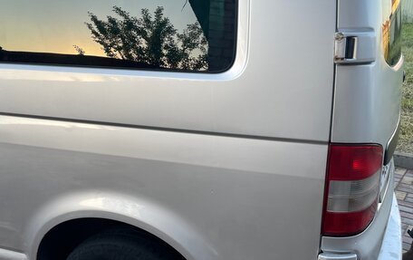 Volkswagen Caravelle T5, 2005 год, 840 000 рублей, 17 фотография