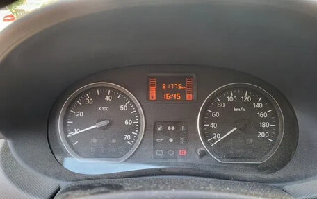 Renault Sandero I, 2010 год, 650 000 рублей, 3 фотография