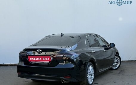 Toyota Camry, 2020 год, 2 900 000 рублей, 5 фотография