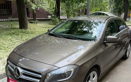 Mercedes-Benz A-Класс, 2013 год, 1 400 000 рублей, 1 фотография