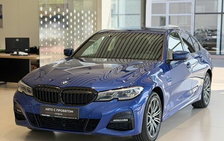 BMW 3 серия, 2019 год, 3 300 000 рублей, 1 фотография