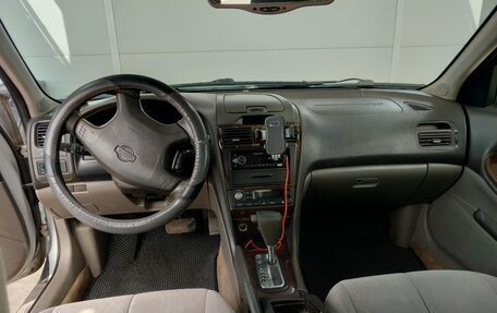 Nissan Maxima VIII, 2001 год, 280 000 рублей, 10 фотография