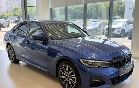 BMW 3 серия, 2019 год, 3 300 000 рублей, 3 фотография