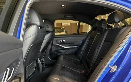 BMW 3 серия, 2019 год, 3 300 000 рублей, 16 фотография
