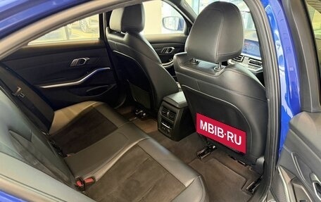 BMW 3 серия, 2019 год, 3 300 000 рублей, 21 фотография