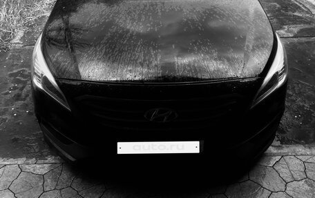 Hyundai Sonata VII, 2015 год, 1 650 000 рублей, 1 фотография