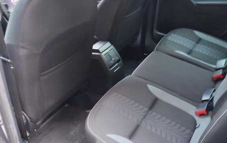 Skoda Yeti I рестайлинг, 2017 год, 1 800 000 рублей, 9 фотография