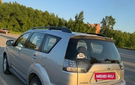 Mitsubishi Outlander III рестайлинг 3, 2011 год, 1 350 000 рублей, 4 фотография