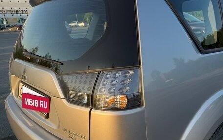 Mitsubishi Outlander III рестайлинг 3, 2011 год, 1 350 000 рублей, 14 фотография