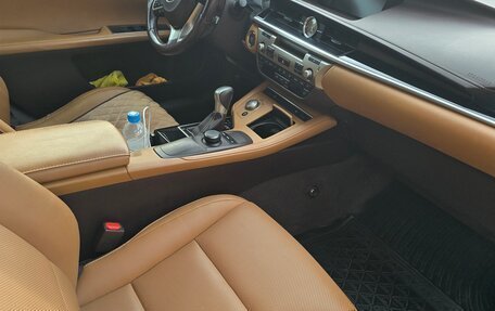 Lexus ES VII, 2016 год, 2 500 000 рублей, 3 фотография