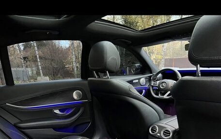 Mercedes-Benz E-Класс, 2016 год, 2 750 000 рублей, 16 фотография
