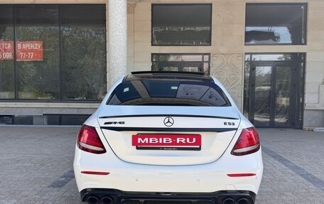 Mercedes-Benz E-Класс, 2016 год, 2 750 000 рублей, 6 фотография