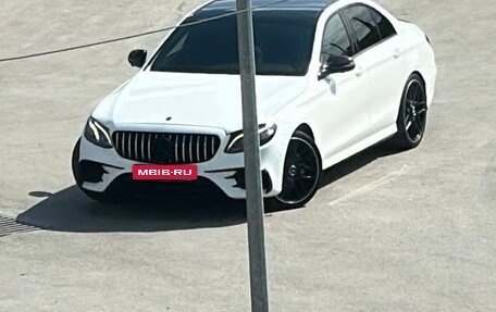 Mercedes-Benz E-Класс, 2016 год, 2 750 000 рублей, 4 фотография