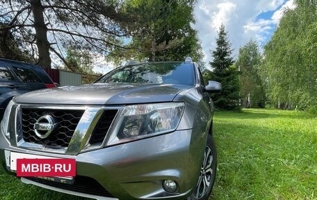 Nissan Terrano III, 2017 год, 1 470 000 рублей, 2 фотография