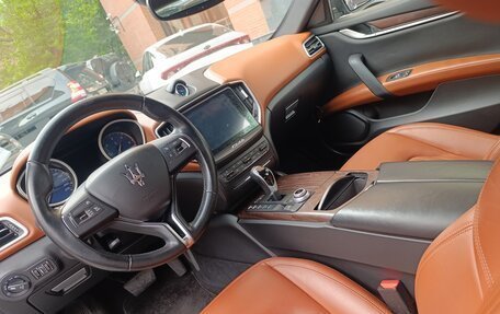 Maserati Ghibli, 2016 год, 3 300 000 рублей, 6 фотография