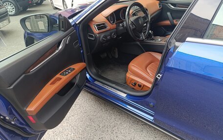 Maserati Ghibli, 2016 год, 3 300 000 рублей, 5 фотография