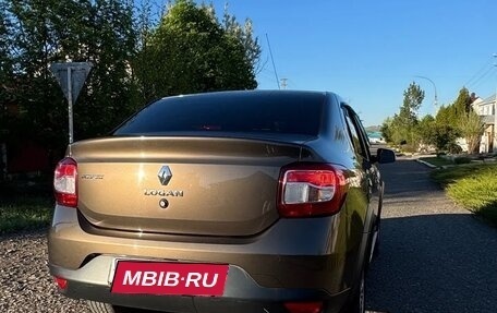 Renault Logan II, 2018 год, 950 000 рублей, 2 фотография