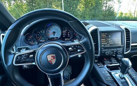 Porsche Cayenne III, 2015 год, 2 800 000 рублей, 11 фотография