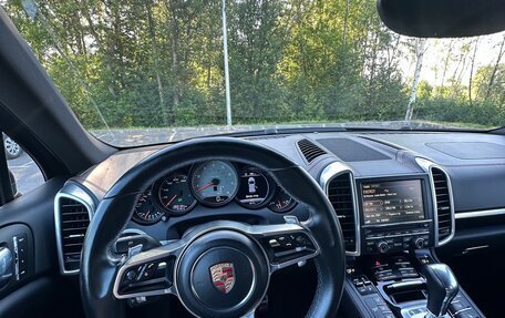 Porsche Cayenne III, 2015 год, 2 800 000 рублей, 14 фотография