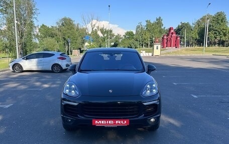 Porsche Cayenne III, 2015 год, 2 800 000 рублей, 25 фотография