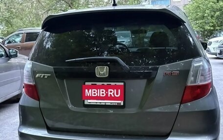 Honda Fit III, 2010 год, 850 000 рублей, 2 фотография