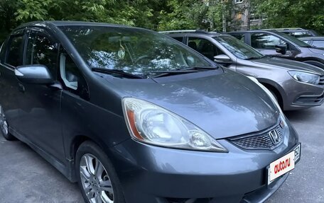 Honda Fit III, 2010 год, 850 000 рублей, 3 фотография