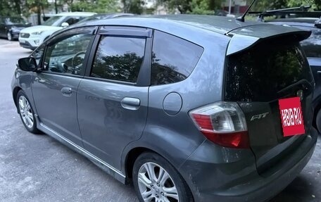 Honda Fit III, 2010 год, 850 000 рублей, 5 фотография