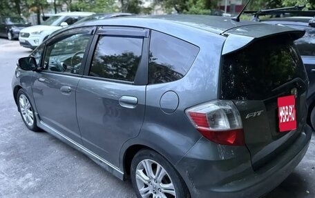 Honda Fit III, 2010 год, 850 000 рублей, 4 фотография
