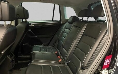 Volkswagen Tiguan II, 2017 год, 2 470 000 рублей, 21 фотография