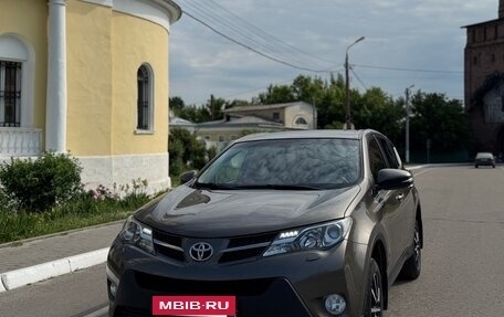 Toyota RAV4, 2014 год, 1 870 000 рублей, 3 фотография