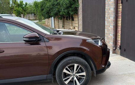 Toyota RAV4, 2017 год, 2 700 000 рублей, 5 фотография