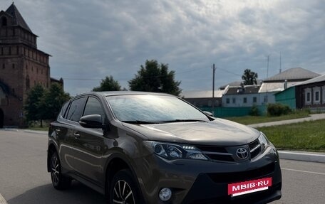 Toyota RAV4, 2014 год, 1 870 000 рублей, 2 фотография