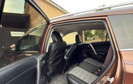 Toyota RAV4, 2017 год, 2 700 000 рублей, 11 фотография