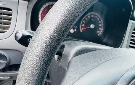 KIA Rio II, 2010 год, 685 000 рублей, 24 фотография